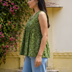 Women Cotton Bandhani Sleeveless Peplum Style Top